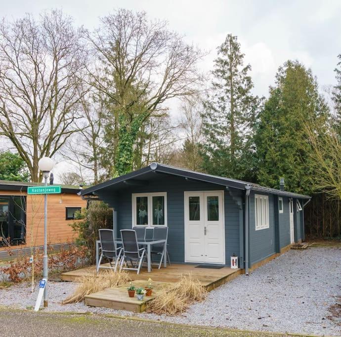 Gezellig Ingerichte Blokhut Op Een Rustig Park! Putten Eksteriør billede