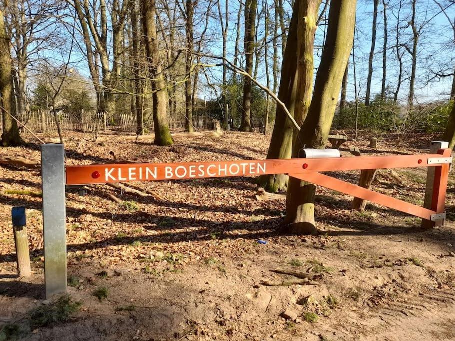 Gezellig Ingerichte Blokhut Op Een Rustig Park! Putten Eksteriør billede